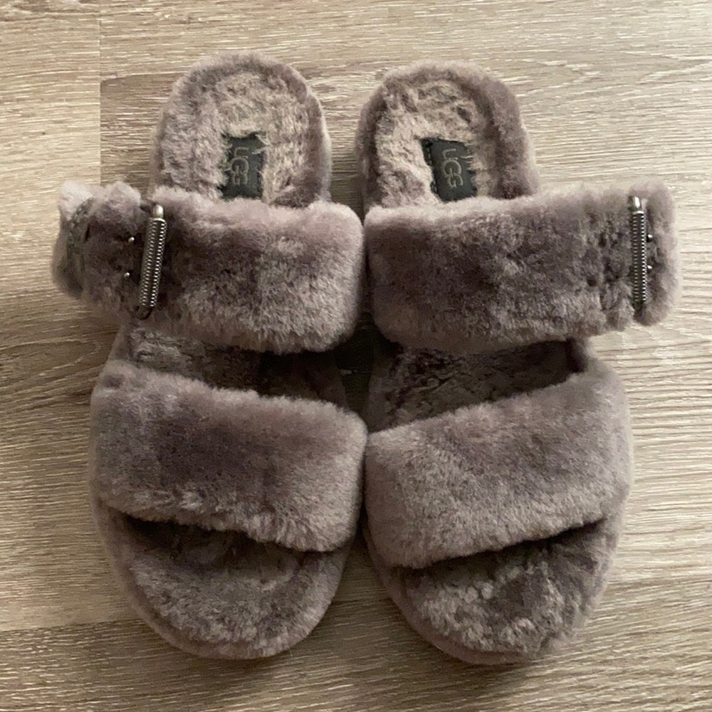 Ugg Fuzz Yeah Slipper Slide Sandals (1st edition)